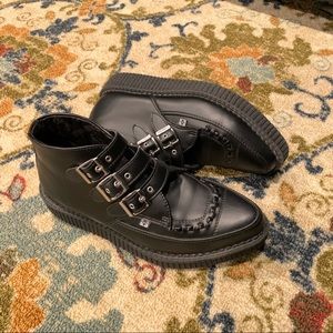 TUK 3 buckle pointed boots